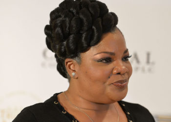 Mo’Nique Apologizes to D.L. Hughley’s Family But Says She ‘Meant Every Motherf*cking Thing’ About the Actor