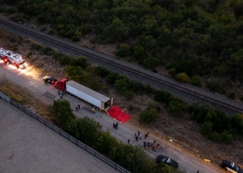 At Least 50 Migrants Found Dead Inside Abandoned 18-Wheeler in San Antonio, 3 People in Custody
