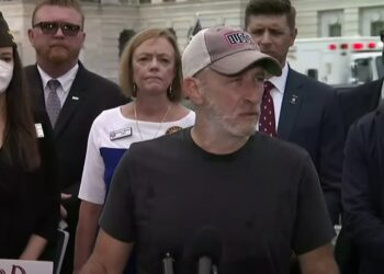 Jon Stewart Slams Republicans for Voting Against Bill Aimed at Helping Veterans Who Were Exposed to Burn Pits