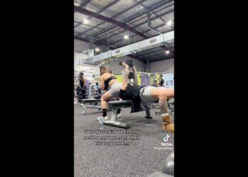 Twitter Users React to Hilarious Gym Video of Man Working Out in Uggs