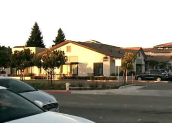 93-Year-Old Dead, 2 Hospitalized After Care Home Residents Were Served Dishwashing Liquid Instead of Juice