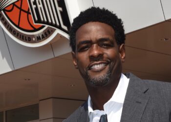 Chris Webber Launches Players Only Cannabis Brand With Strain Collaborations From Quavo, Raekwon, and More