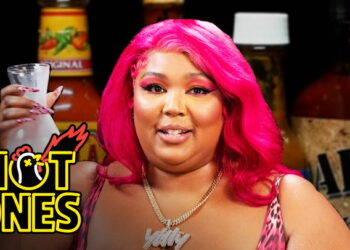 Lizzo Earns Her Hot Sauce Crown While Eating Spicy Wings | Hot Ones