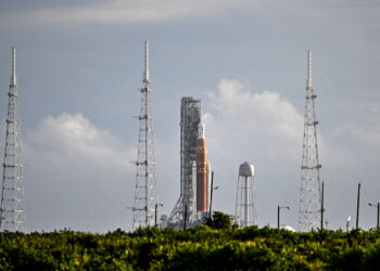 NASA’s Mars-Prepping Moon Rocket Launch Scrubbed Due to Engine Issue