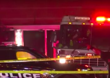 3 Dead After Man Sets Fire to Houston Rental Property to Lure People Out to Shoot Them, Suspect Killed by Police