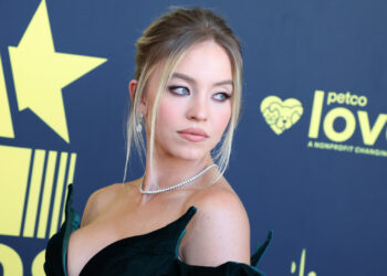 Sydney Sweeney Addresses Backlash After Mother’s Birthday Pics Spark Right-Wing Accusations
