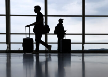 Canadian Government Removes Remaining Mask, Vaccine Mandates for Travel
