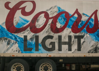 Coors Light Cans Spill Across Florida Highway After Multi-Truck Pileup
