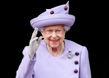 Queen Elizabeth II Dead at 96: Notable Figures and Celebrities Share Condolences