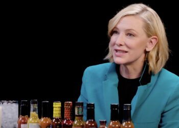 Cate Blanchett Shares Trick to Cry on Command on ‘Hot Ones’
