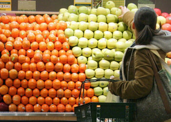 20 Percent of Canadians Skipping Meals to Lower Food Costs, Survey Says