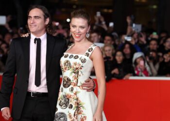 Scarlett Johansson Says Joaquin Phoenix Left ‘Her’ Set During ‘Bizarre’ Orgasm Scene