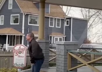 Owner of ‘A Christmas Story’ House Bans Actor From Visiting Cleveland Home