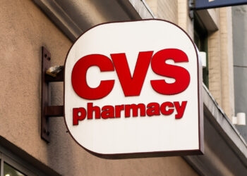 CVS and Walgreens Agree to Settle for Billions Over Opioid Epidemic