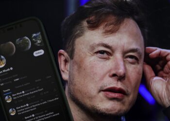 Elon Musk Reportedly Plans to Cut Roughly Half of Twitter Jobs, Responds to Criticism From AOC