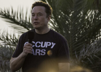 Elon Musk Says He Would Back Ron DeSantis Should Florida Governor Run for President in 2024