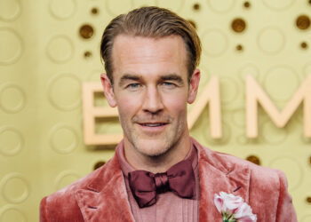 James Van Der Beek Says Daughter Uses ‘Dawson’s Creek’ Crying Meme on Him