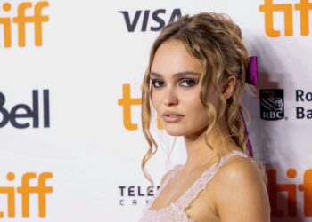 Lily-Rose Depp Explains Why She’s Remained Silent on Father Johnny Depp’s Defamation Trial