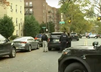 2 Newark Police Officers Shot by Sniper While Serving Warrant