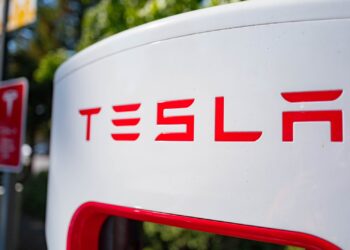 Tesla Self-Driving Update Now Available In Downtown Toronto