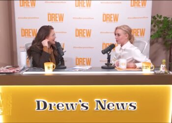 Watch Aubrey Plaza Call Drew Barrymore ‘Mommy’ in Viral Interview