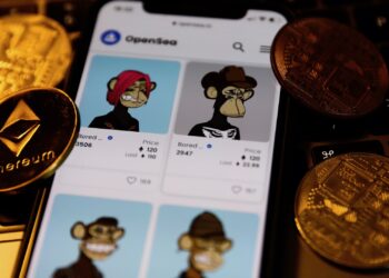 Justin Bieber, the Weeknd, and Snoop Dogg Among Celebrities Named in Bored Ape Yacht Club Lawsuit