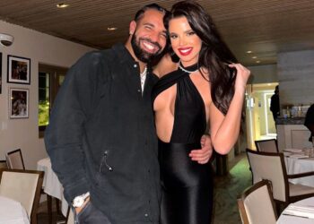 Drake Poses for Photo with World Cup Star, Ex-Miss Croatia Winner Ivana Knöll in Miami