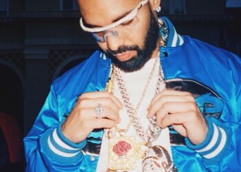 Drake Drops “Jumbotron Sh*t Poppin” Video