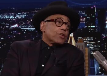 Giancarlo Esposito Really Wants to Play Professor X in the Next X-Men Movie