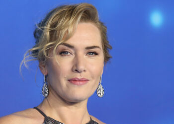Watch Kate Winslet Encourage a Young Reporter Conducting Her First Interview