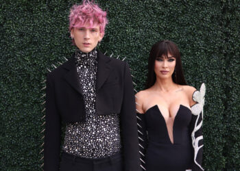 Megan Fox Sparks Breakup Rumors After Posting Cryptic Caption, Deleting Photos of Machine Gun Kelly on Instagram
