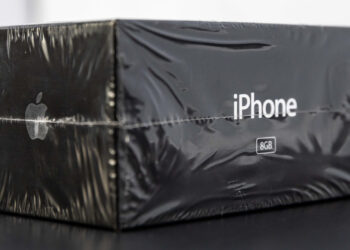 First-Generation iPhone Sealed in Original Box Goes for More Than $63,000 at Auction