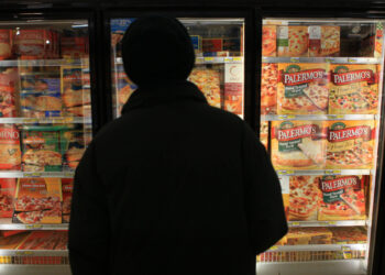 Canadians React to Delissio Pizza Being Discontinued by Nestle