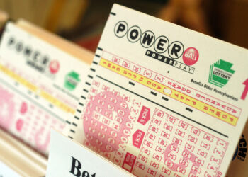Man Alleges $2.04 Billion Powerball Ticket Was Stolen, Files Lawsuit Against Winner