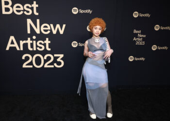 Drake Re-Follows Ice Spice on Instagram After Unfollowing Her