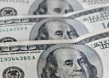 Bank Robbery Suspect Identified by Demand Note Written on Pay Stub