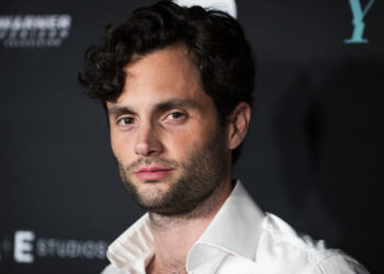 ‘You’ Renewed for Fifth and Final Season at Netflix