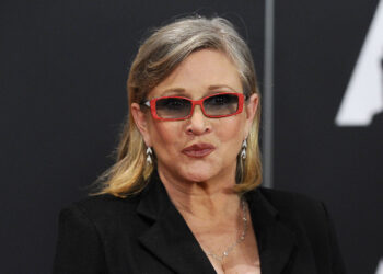 Carrie Fisher Getting Posthumous Hollywood Walk of Fame Star, Which Mark Hamill Calls ‘Long Overdue’