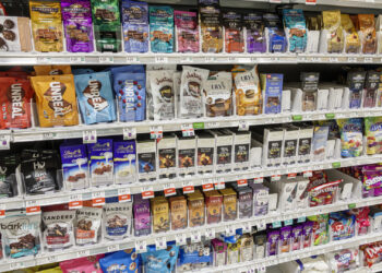 Woman Stuck with 133,000 Expiring Candy Bars is Desperate to Give Them Away