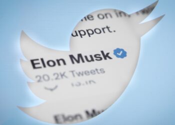 Twitter Falsely Shows LeBron, Ice-T, Stephen King Paid to Stay Verified, Elon Musk Claims He’s ‘Personally’ Paying