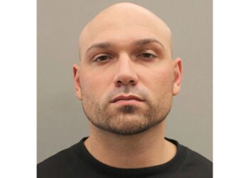 Man Allegedly Kills Fake Parking Attendant Mid-Date for Scamming Him, Then Went Back to Dinner