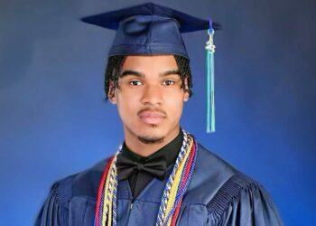 High School Student Breaks Record After Receiving $9 Million in Scholarships From 125 Schools