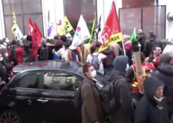 Pension Protesters Storm LVMH Headquarters in Paris