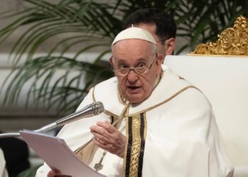 Pope Francis Talks Sex, Porn, and Tinder in Candid Conversation With Young People