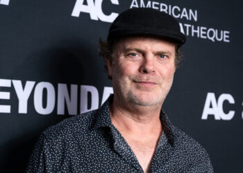 Rainn Wilson Shares Video of Person Obliviously Watching ‘The Office’ Next to Him on a Flight