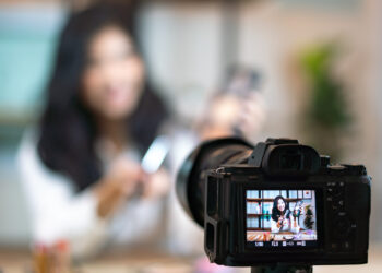 A Mother of Famous Youtuber Faces Abuse Allegations From 11 Teens In $22M Lawsuit