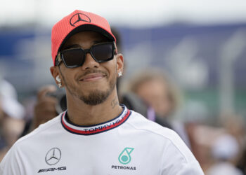 Teen Who Sold Lewis Hamilton Card For $900,000 Gets ‘King of Collectibles’ Episode