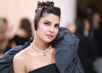 Priyanka Chopra Says Botched Nose Job Led to Her Going Through ‘Deep Depression’
