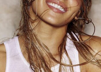 Tinashe Drops “Talk To Me Nice” Single