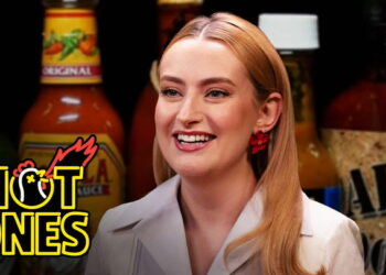 Amelia Dimoldenberg Goes on a Date With Spicy Wings | Hot Ones